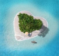 Фреска Остров в форме сердечка